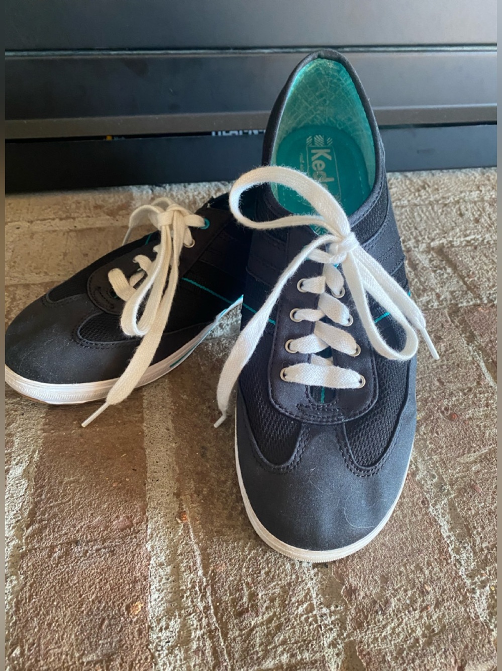 Keds Sneaker (8.5)